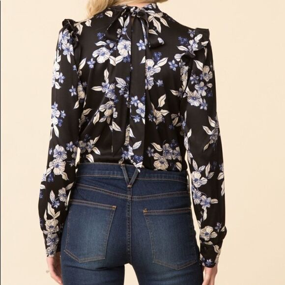 NWT Veronica Beard Floral Silk blouse - Picture 2 of 8